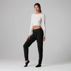 Fitness-Mad Womens/Ladies Arabesque LongSleeved TShirt (Black) -Motion Style k297ef4cd8d78098b2d6eb78c04ffd3e1